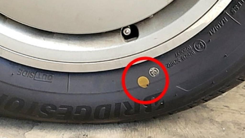 Red and Yellow Dots on Car Tires What Do They Mean? Daily Mail Online