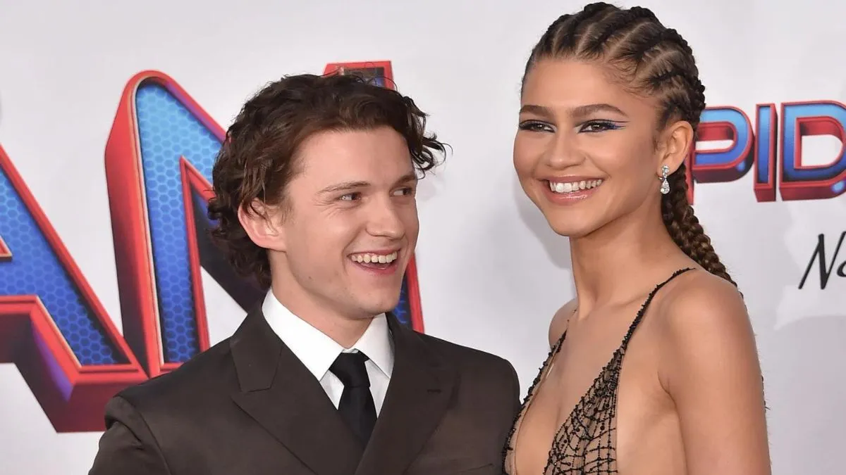 Tom Holland responds to breakup rumors with Zendaya - Daily Mail Online
